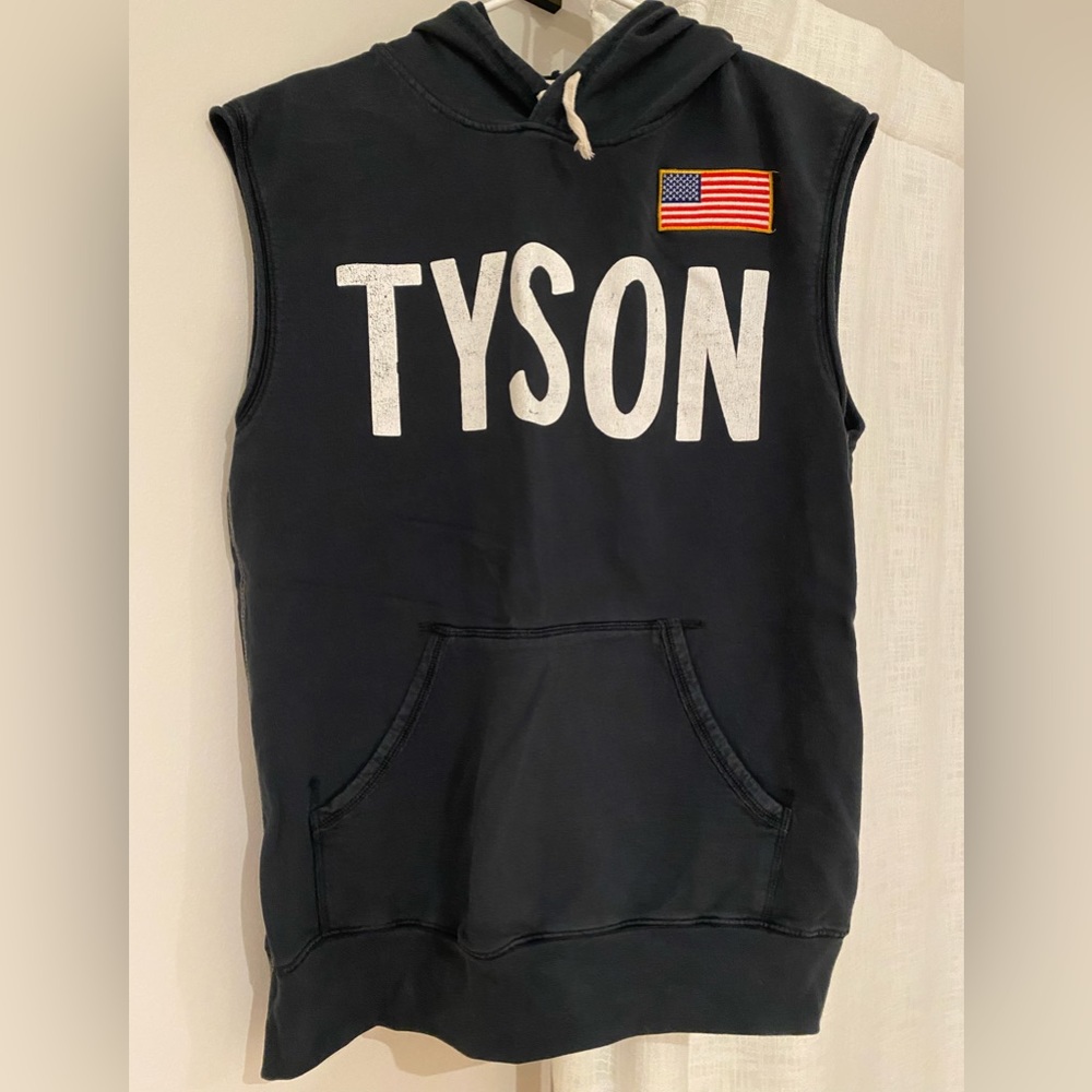 Men’s Roots of Fight Tyson Sleeveless Hoodie, Size M